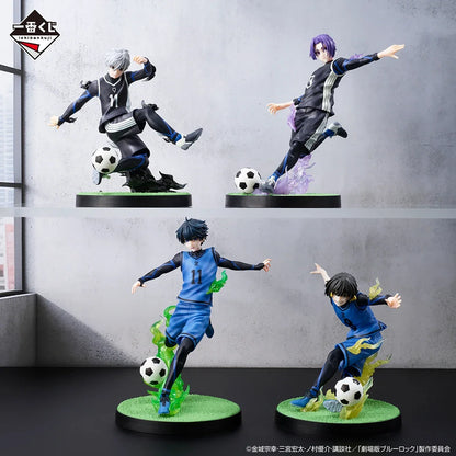 Blue Lock Isagi Yoichi Bachira Meguru wielding saboteurs Anime Action Figures Model Collection Toy