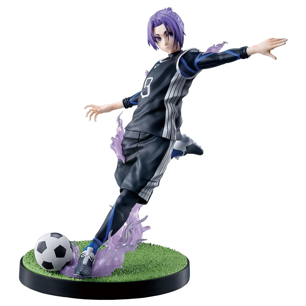 Blue Lock Isagi Yoichi Bachira Meguru wielding saboteurs Anime Action Figures Model Collection Toy